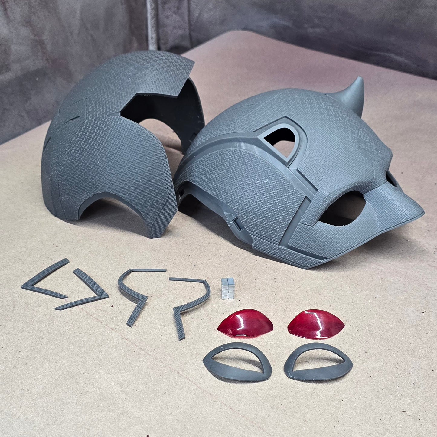 Damaged Textured Cowl 2 Raw Resin Kit