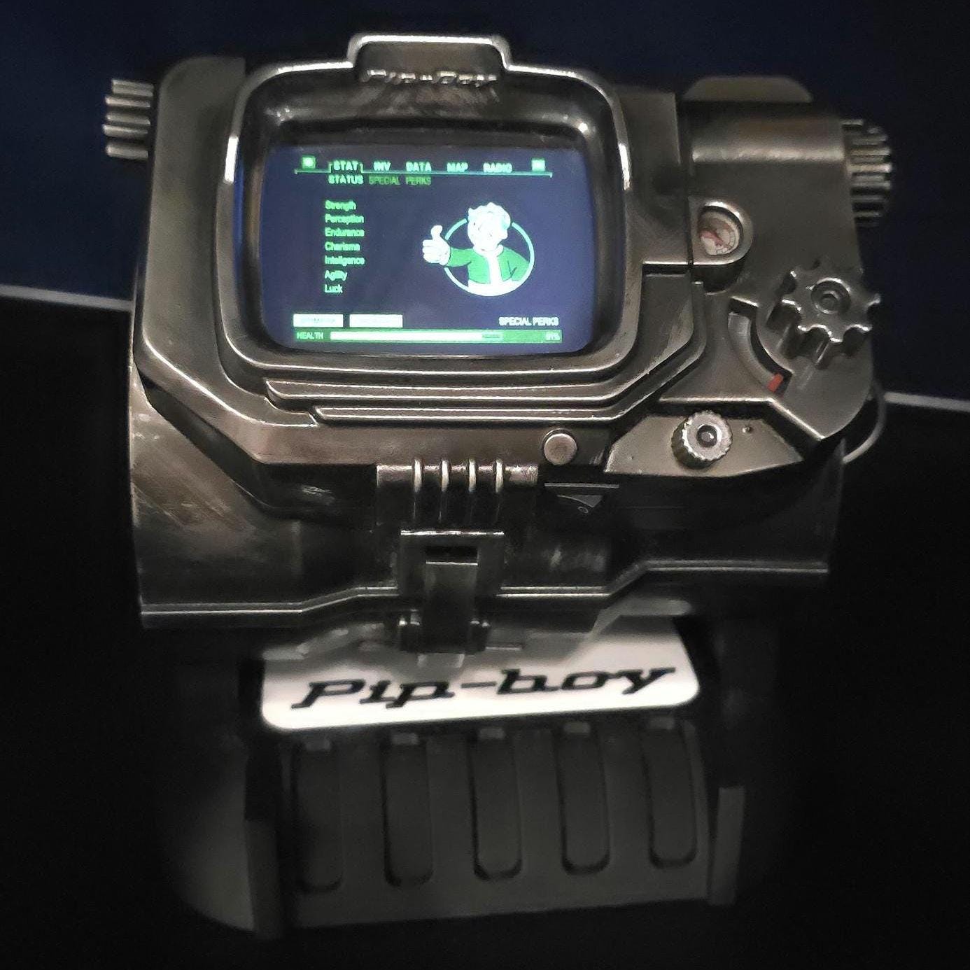 Fallout Pip-boy Functional Replica 1:1 scale